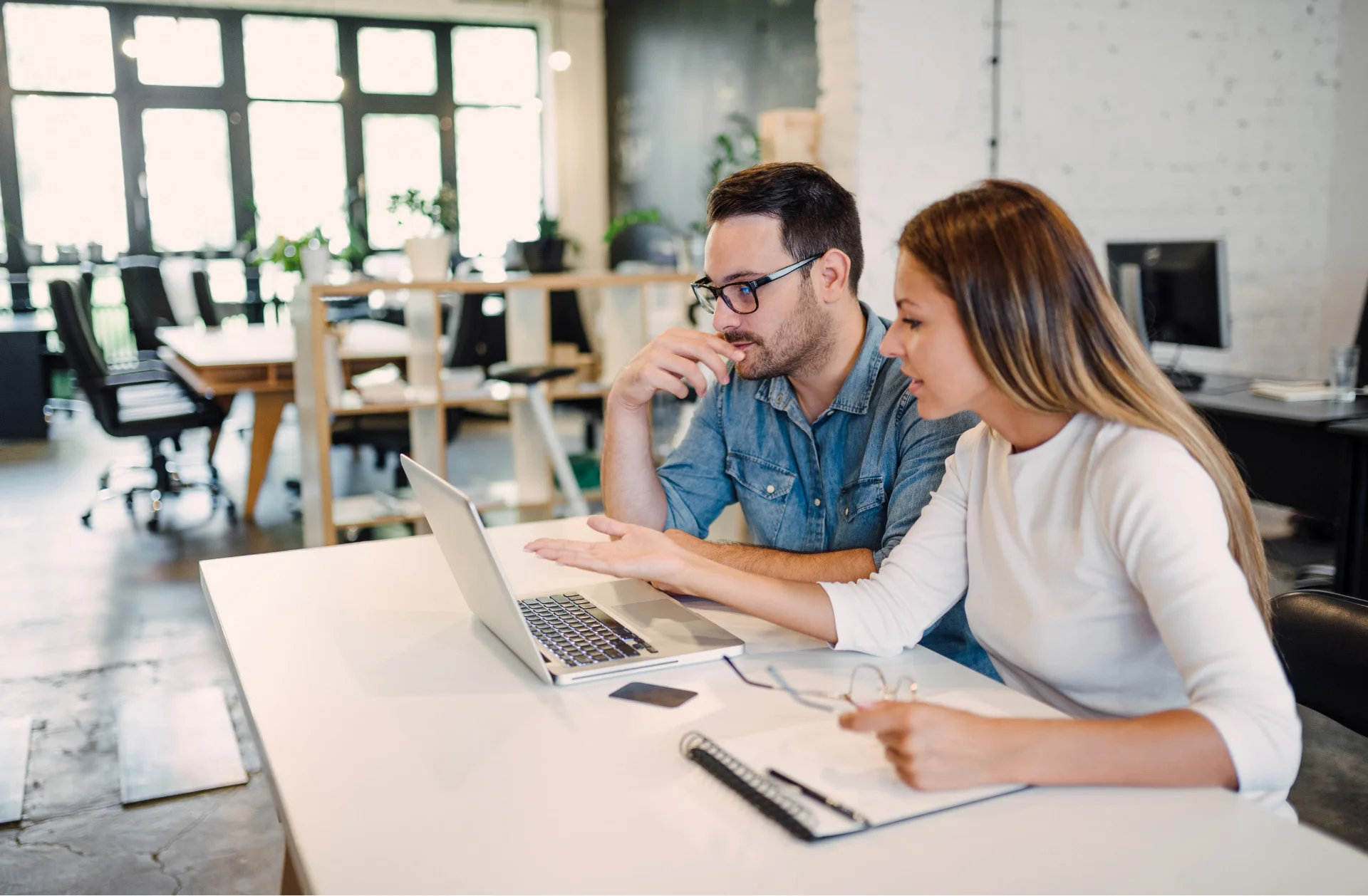 SERVICED OFFICE AdobeStock_231783961.jpg